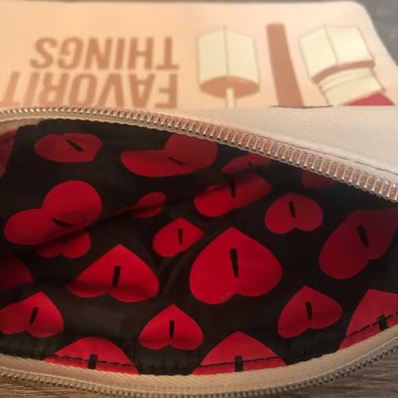 Make Up Clutch - Picture 4 of 4